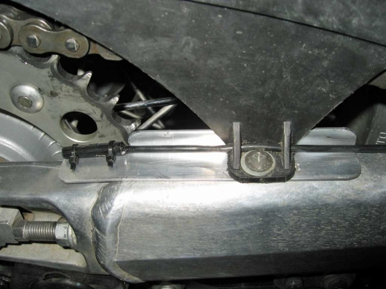 A reed switch and magnet are used on this bike, Of course you can use our GPS module instead, which is a lot easier to install. reed switch.jpg